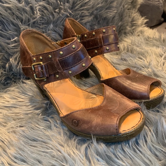 Born Heeled Clogs - Picture 7 of 7